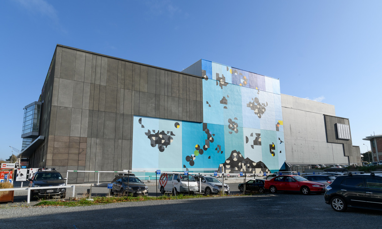 Massive wall painting marks opening of Te Wheke at Christchurch Art Gallery
