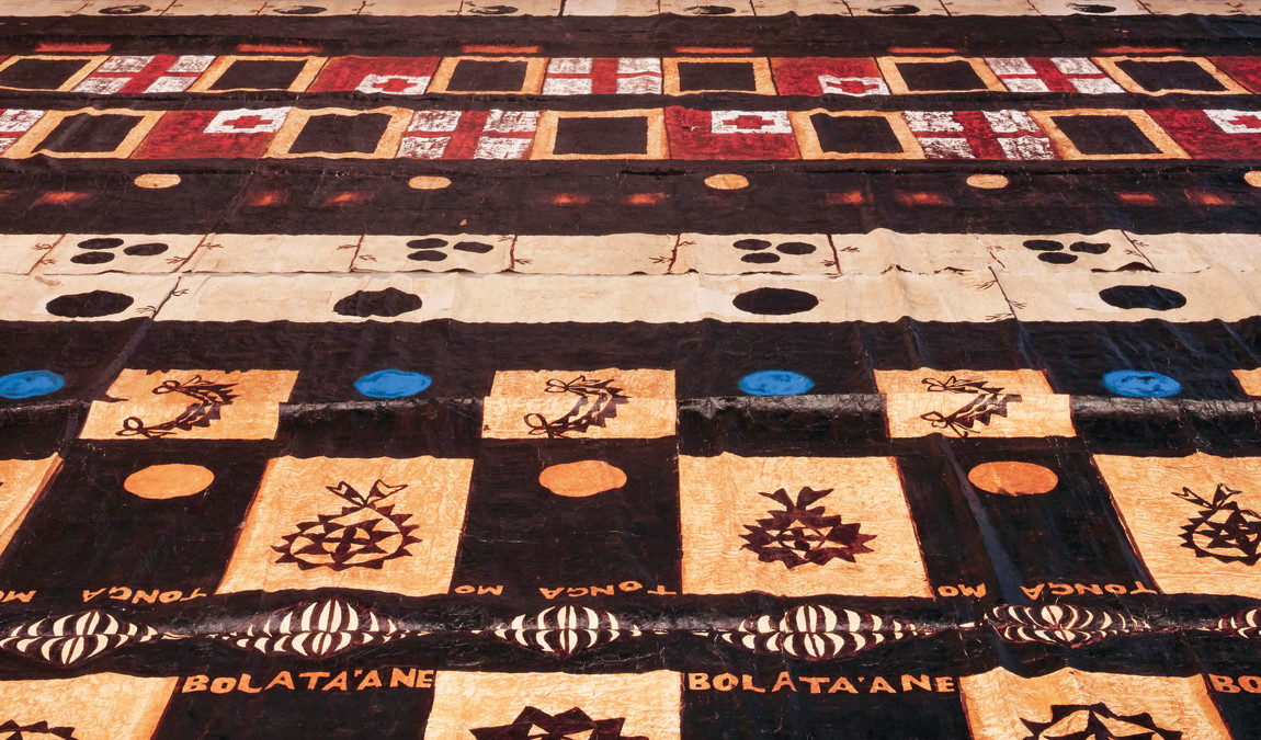 Kulimoe'anga Stone Maka Kuini Haati 2 (Two Queen Heart) and Toga mo Bolata'ane (Tonga and Britain) (detail) 2008–10. Oil, clay, dye on tapa cloth. Installation view, 22nd Biennale of Sydney (2020): NIRIN, Museum of Contemporary Art Australia, Sydney. Courtesy the artist and Museum of Contemporary Art Australia. Photo: Zan Wimberley