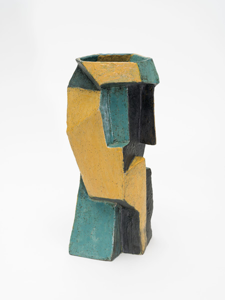 Cheryl Lucas Subterfuge 5 2022. Ceramic. Courtesy of The National and McLeavey Gallery
